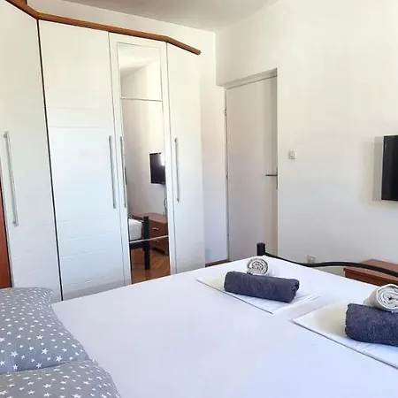 Apartment Lara Makarska
